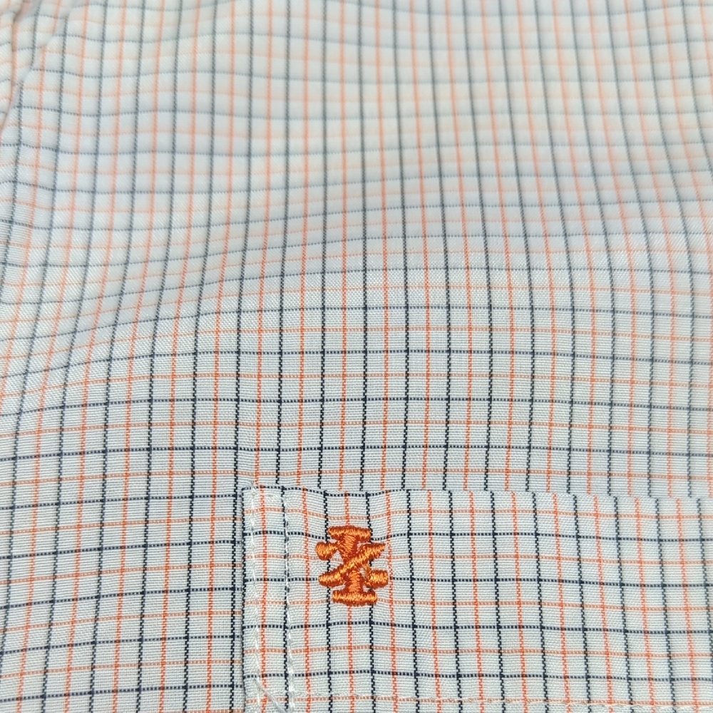 Izod Men's Plaid Sort Sleeve Button Down Shirt - White, Blue And Orange. - Picture 4 of 10